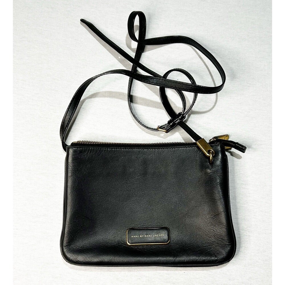 Marc by Marc Jacobs Crossbody Bag In Black Two Zip Sections Minimalist Classic - Picture 1 of 7